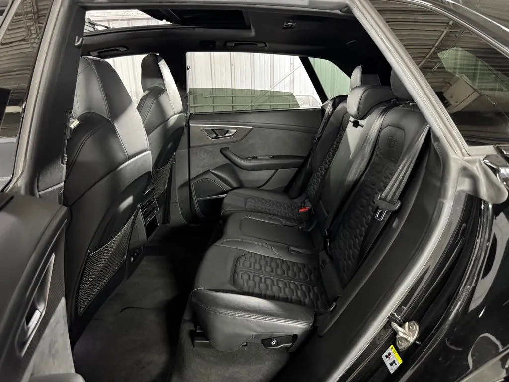 2023 Audi RS Q8 Base - Photo 47