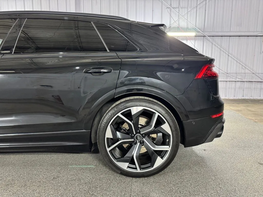 2023 Audi RS Q8 Base - Photo 14