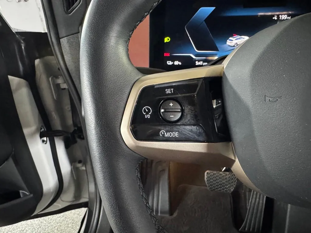 2026 BMW iX 45 - Photo 29