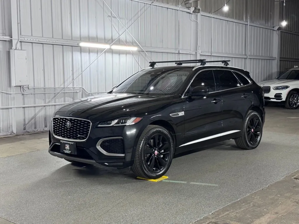 2021 Jaguar F-PACE P400 R-Dynamic S's photo