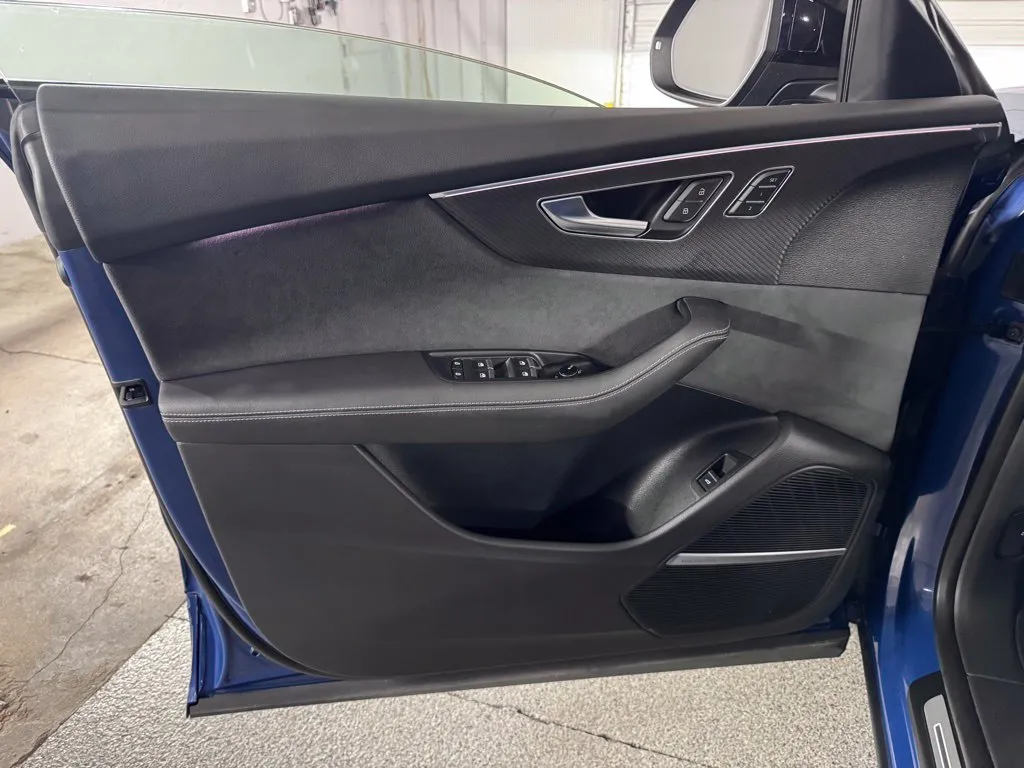 2024 Audi SQ8 Premium Plus - Photo 32