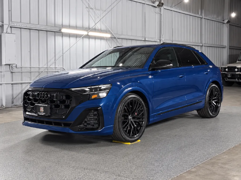2024 Audi SQ8