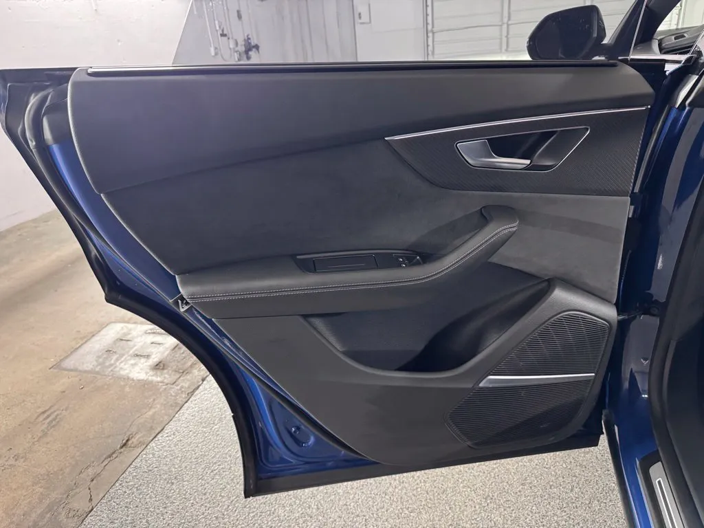 2024 Audi SQ8 Premium Plus - Photo 40