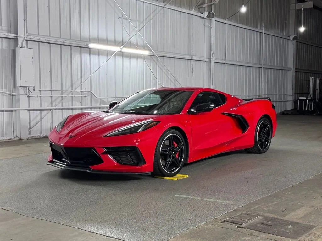 2022 Chevrolet Corvette 2LT RWD photo