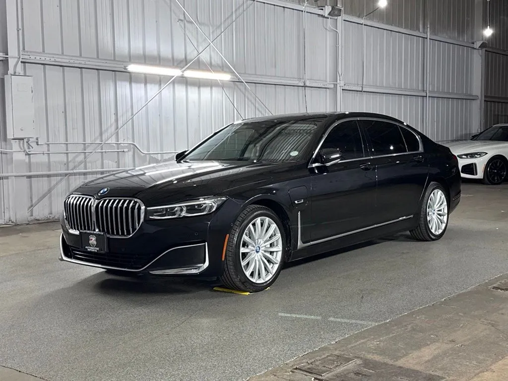 Black 2022 BMW 7 Series 745e xDrive for sale in Denver, CO