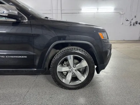 More photos of 2016 Jeep Grand Cherokee Limited at Automotive Imports Sales & Service, CO