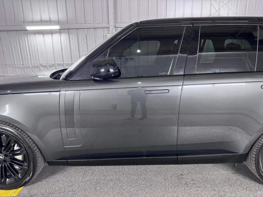 2023 Land Rover Range Rover SE - Photo 15