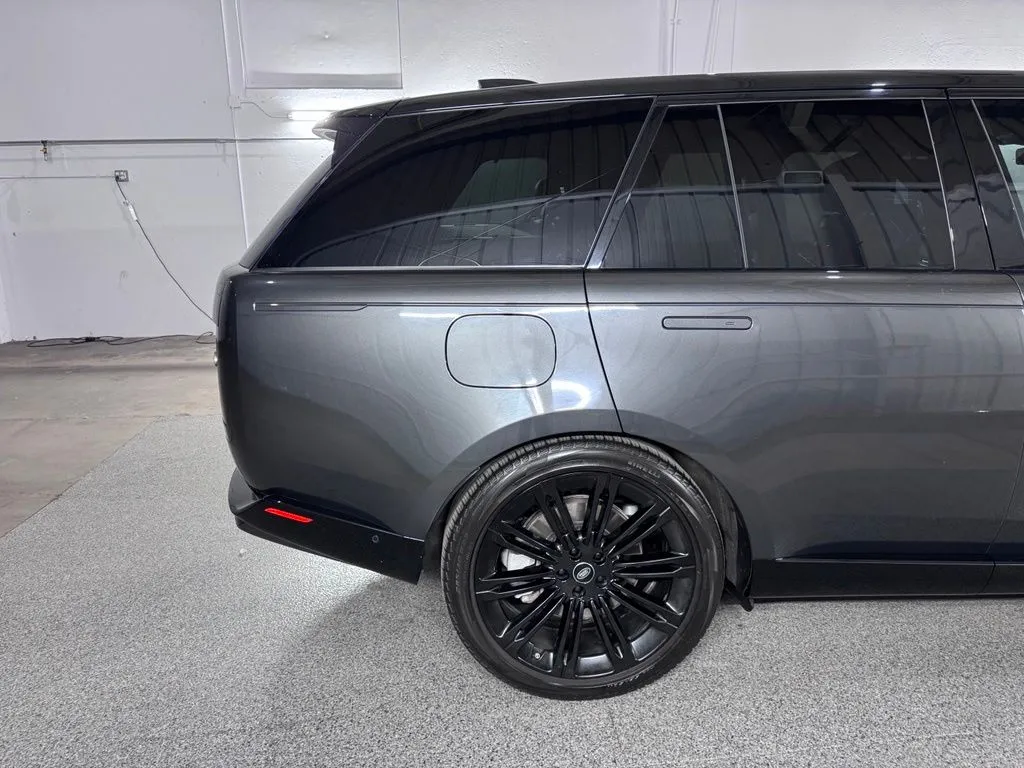 2023 Land Rover Range Rover SE - Photo 6