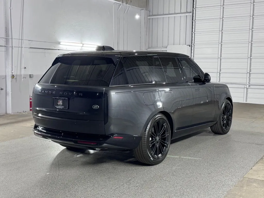 2023 Land Rover Range Rover SE - Photo 9