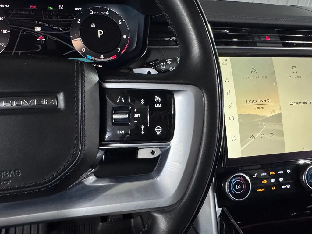 2023 Land Rover Range Rover SE - Photo 32