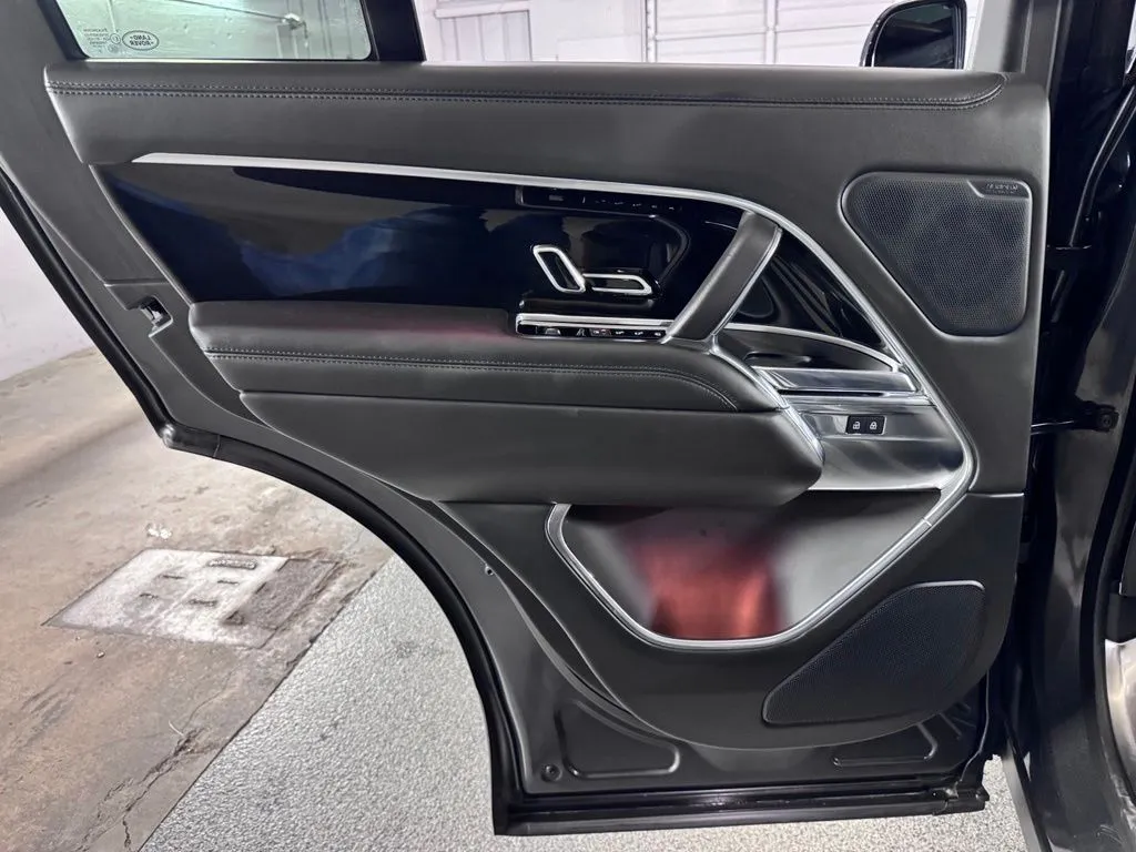 2023 Land Rover Range Rover SE - Photo 42