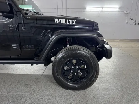 More photos of 2022 Jeep Gladiator Willys at Automotive Imports Sales & Service, CO