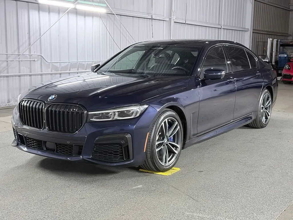 Blue 2022 BMW 7 Series 750i xDrive for sale in Denver, CO