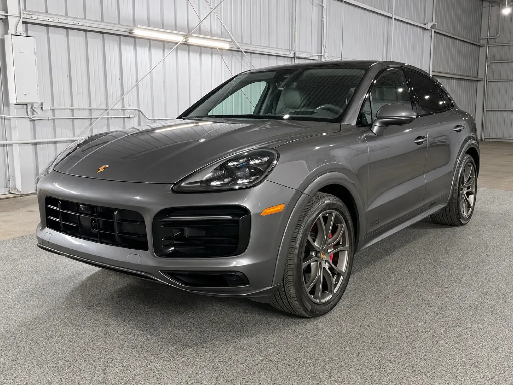 2022 Porsche Cayenne Coupe