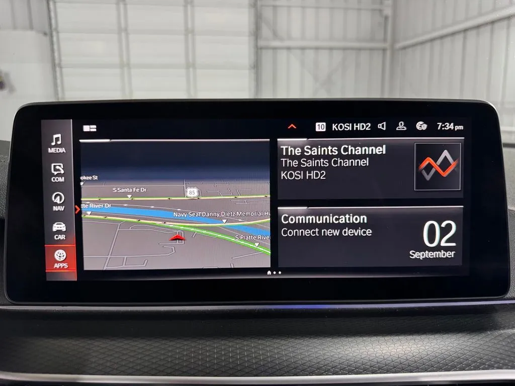 2023 BMW 5 Series M550i - Photo 33