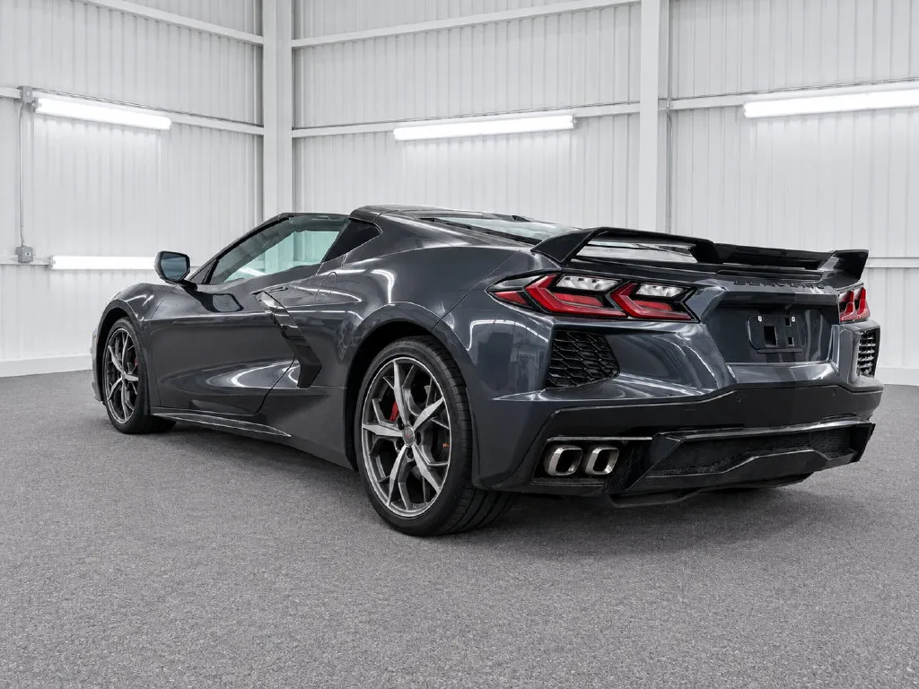 2021 Chevrolet Corvette 2LT - Photo 6