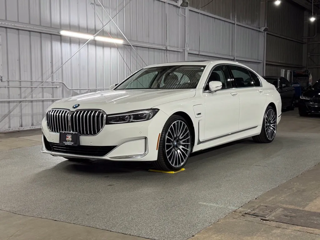 White 2022 BMW 7 Series 745e xDrive for sale in Denver, CO