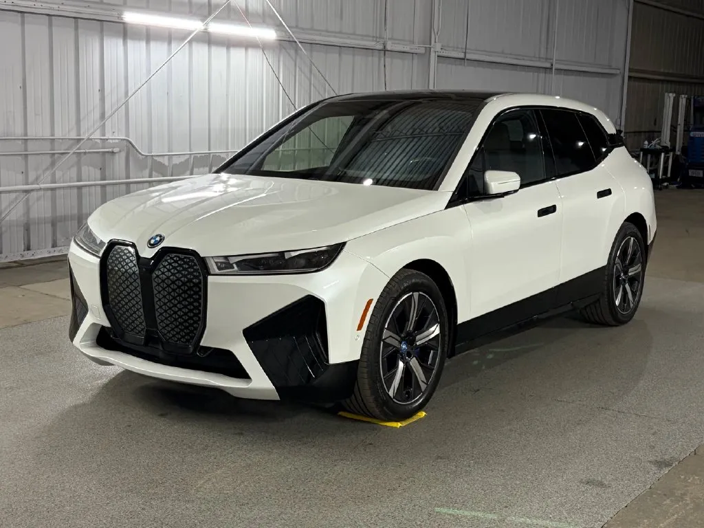 White 2024 BMW iX M60 for sale in Denver, CO
