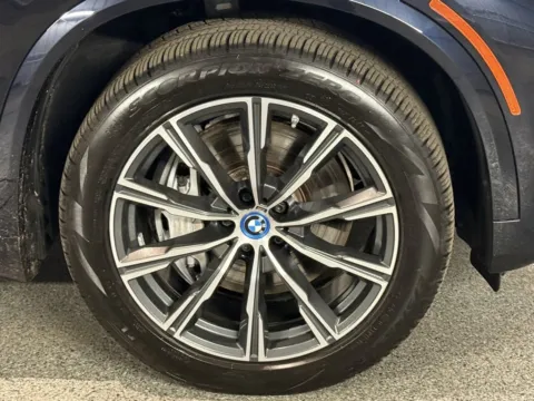 More photos of 2022 BMW X5 xDrive45e at Automotive Imports Sales & Service, CO