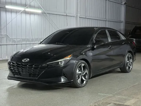 Black 2023 Hyundai Elantra SEL for sale in Denver, CO