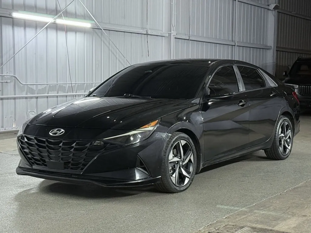 Black 2023 Hyundai Elantra SEL for sale in Denver, CO
