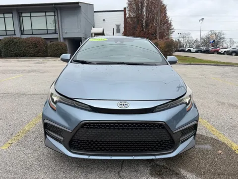 Photos of 2020 Toyota Corolla 4d Sedan SE CVT for sale in Frankfort, KY at EZ Car Connection