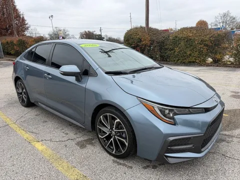 Silver 2020 Toyota Corolla 4d Sedan SE CVT for sale in Frankfort, KY