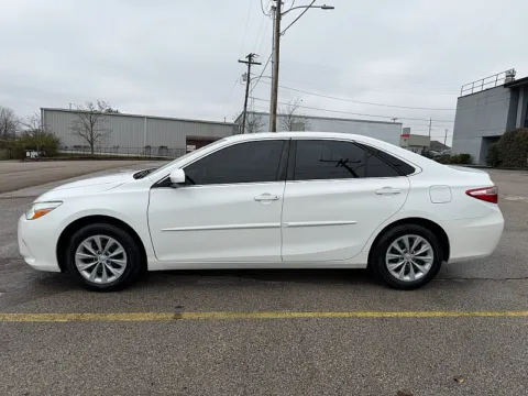 More photos of 2017 Toyota Camry 4d Sedan LE at EZ Car Connection, KY