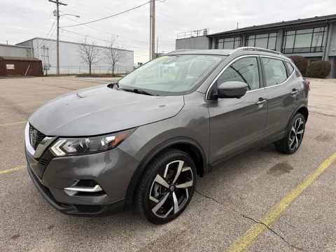 Another view of 2020 Nissan Rogue Sport 4d SUV FWD SL for sale in Frankfort, KY at EZ Car Connection