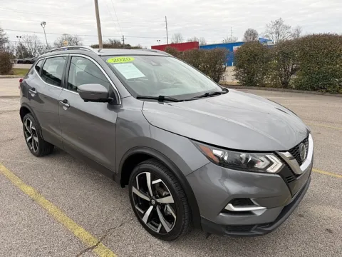 Gray 2020 Nissan Rogue Sport 4d SUV FWD SL for sale in Frankfort, KY