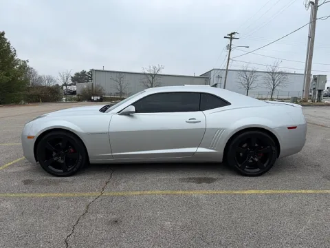 More photos of 2011 Chevrolet Camaro 2d Coupe LT2 at EZ Car Connection, KY