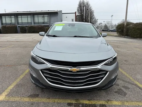 Photos of 2023 Chevrolet Malibu 4dr Sdn 1LT for sale in Frankfort, KY at EZ Car Connection