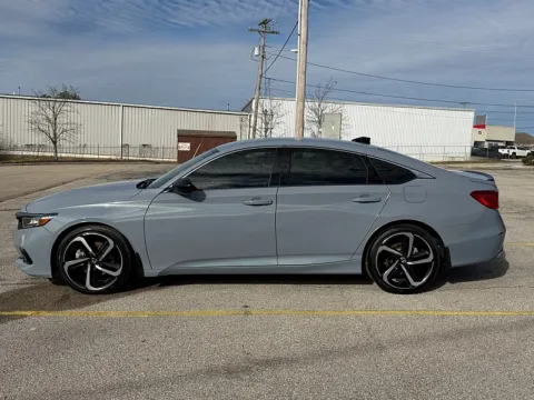 More photos of 2022 Honda Accord Sedan Sport 1.5T CVT at EZ Car Connection, KY