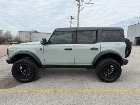 More photos of 2022 Ford Bronco Badlands 4 Door Advanced 4x4 at EZ Car Connection, KY