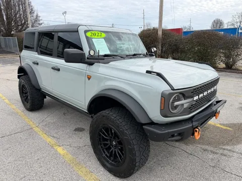 Gray 2022 Ford Bronco Badlands 4 Door Advanced 4x4 for sale in Frankfort, KY
