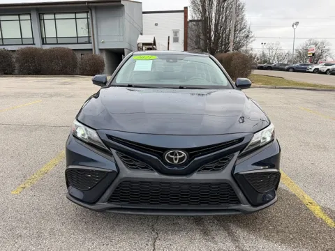 Photos of 2021 Toyota Camry SE Auto for sale in Frankfort, KY at EZ Car Connection
