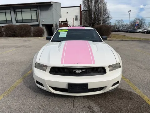 Photos of 2010 Ford Mustang 2d Coupe for sale in Frankfort, KY at EZ Car Connection