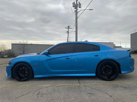 More photos of 2019 Dodge Charger 4d Sedan RWD Scat Pack at EZ Car Connection, KY