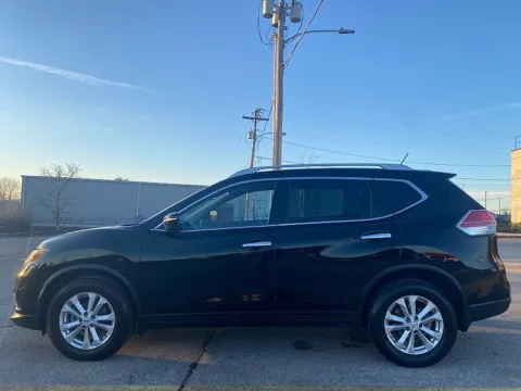 More photos of 2015 Nissan Rogue 4d SUV FWD S at EZ Car Connection, KY