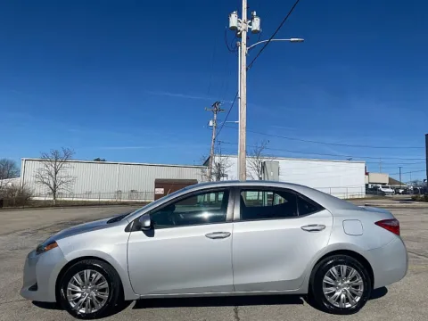 More photos of 2019 Toyota Corolla 4d Sedan LE at EZ Car Connection, KY