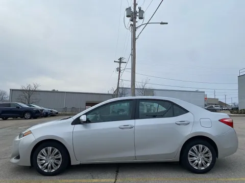 More photos of 2019 Toyota Corolla 4d Sedan LE at EZ Car Connection, KY