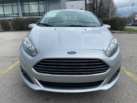 Photos of 2017 Ford Fiesta 4d Sedan SE for sale in Frankfort, KY at EZ Car Connection