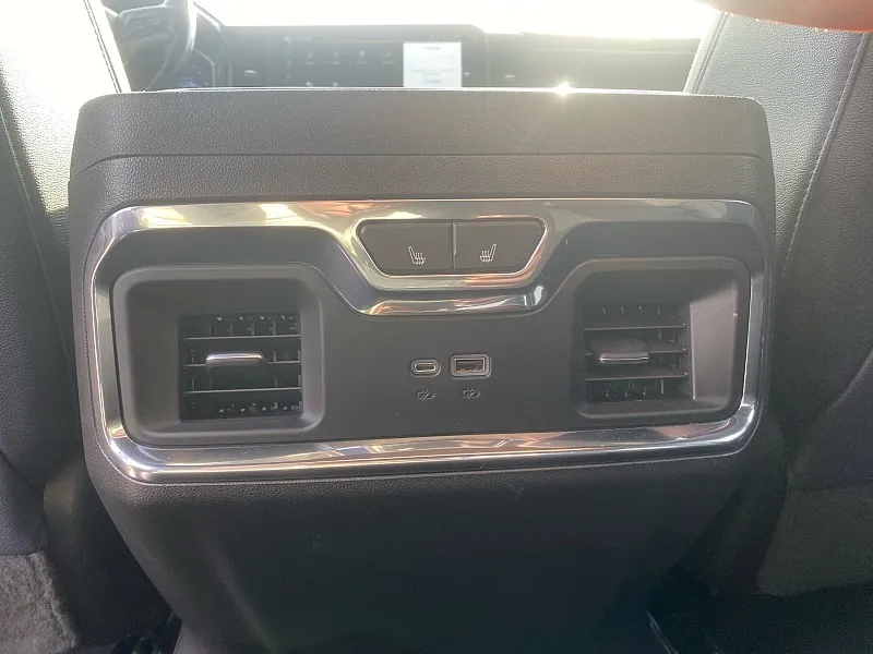 2022 Chevrolet Silverado 1500 High Country - Photo 22