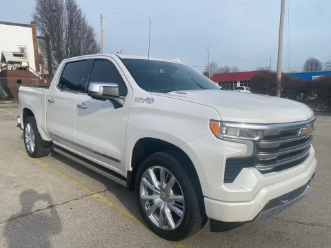 Another view of 2022 Chevrolet Silverado 1500 Crew Cab 147" High Country for sale in Frankfort, KY at EZ Car Connection