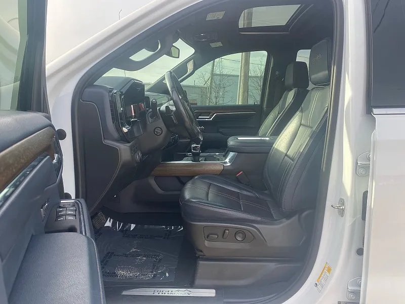 2022 Chevrolet Silverado 1500 High Country - Photo 14