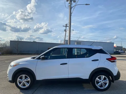 More photos of 2019 Nissan Kicks 4d SUV FWD S at EZ Car Connection, KY