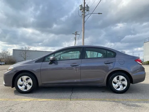 More photos of 2015 Honda Civic Sedan 4d LX CVT at EZ Car Connection, KY