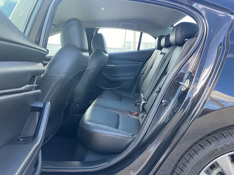 2023 Mazda Mazda3 Select - Photo 28