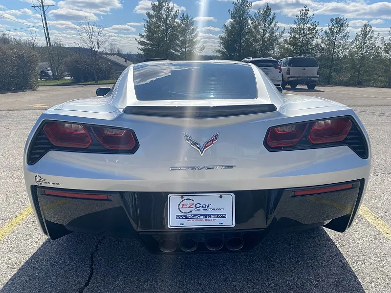2017 Chevrolet Corvette 3LT - Photo 7