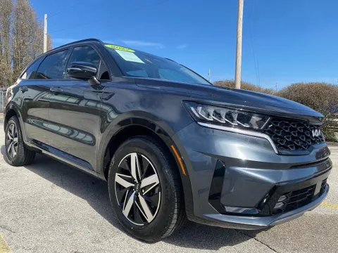 Gray 2022 Kia Sorento EX FWD for sale in Frankfort, KY